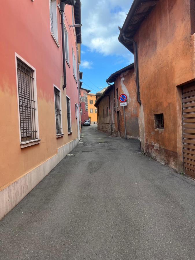 Casa nel vicolo - B&B Montichiari