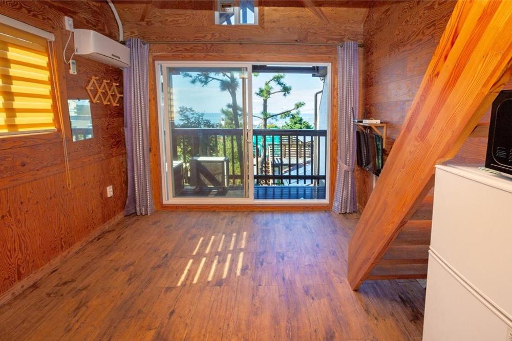 quadruple room 2