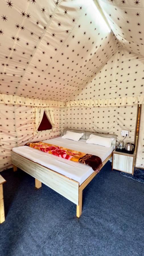 Overlander Campsite - B&B Mashobra