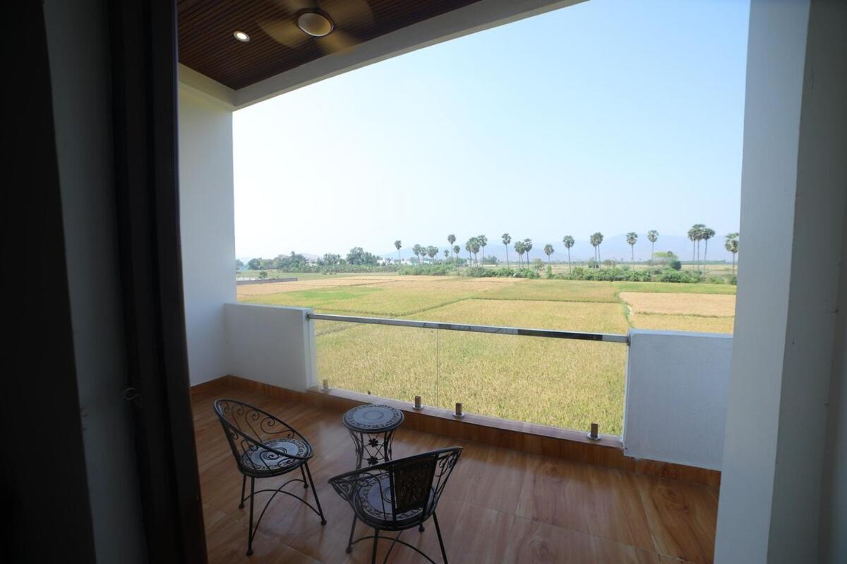 Suhana Aangan Homestay - B&B Tirupati