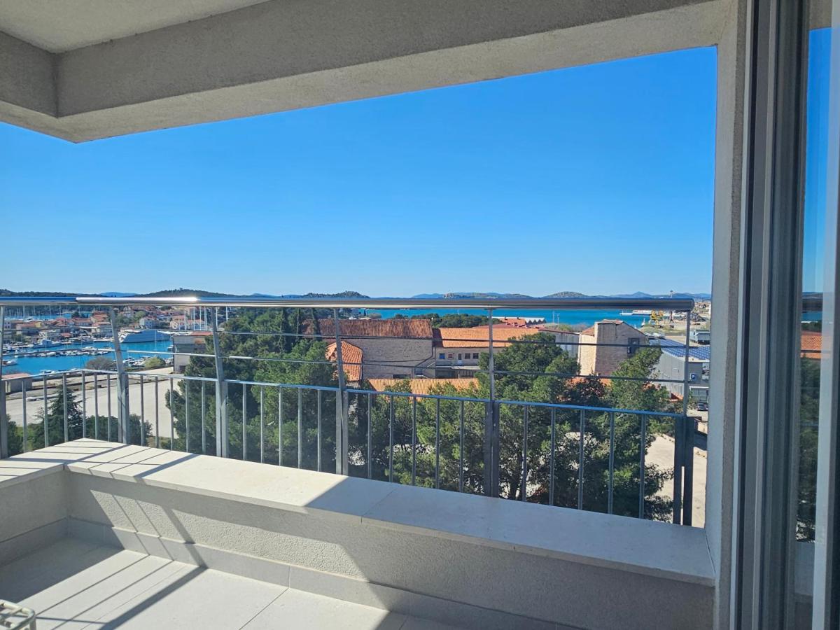 SUITE 65 Lux Sea view & garage parking - B&B