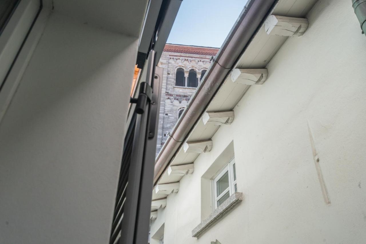Domus in Como by Rent All Como - B&B