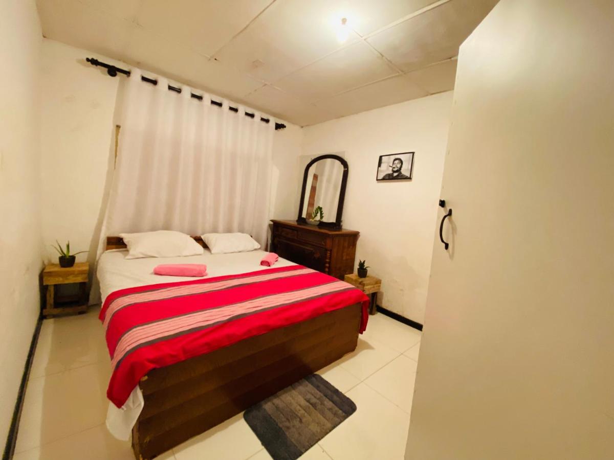 La Higuera - B&B Negombo