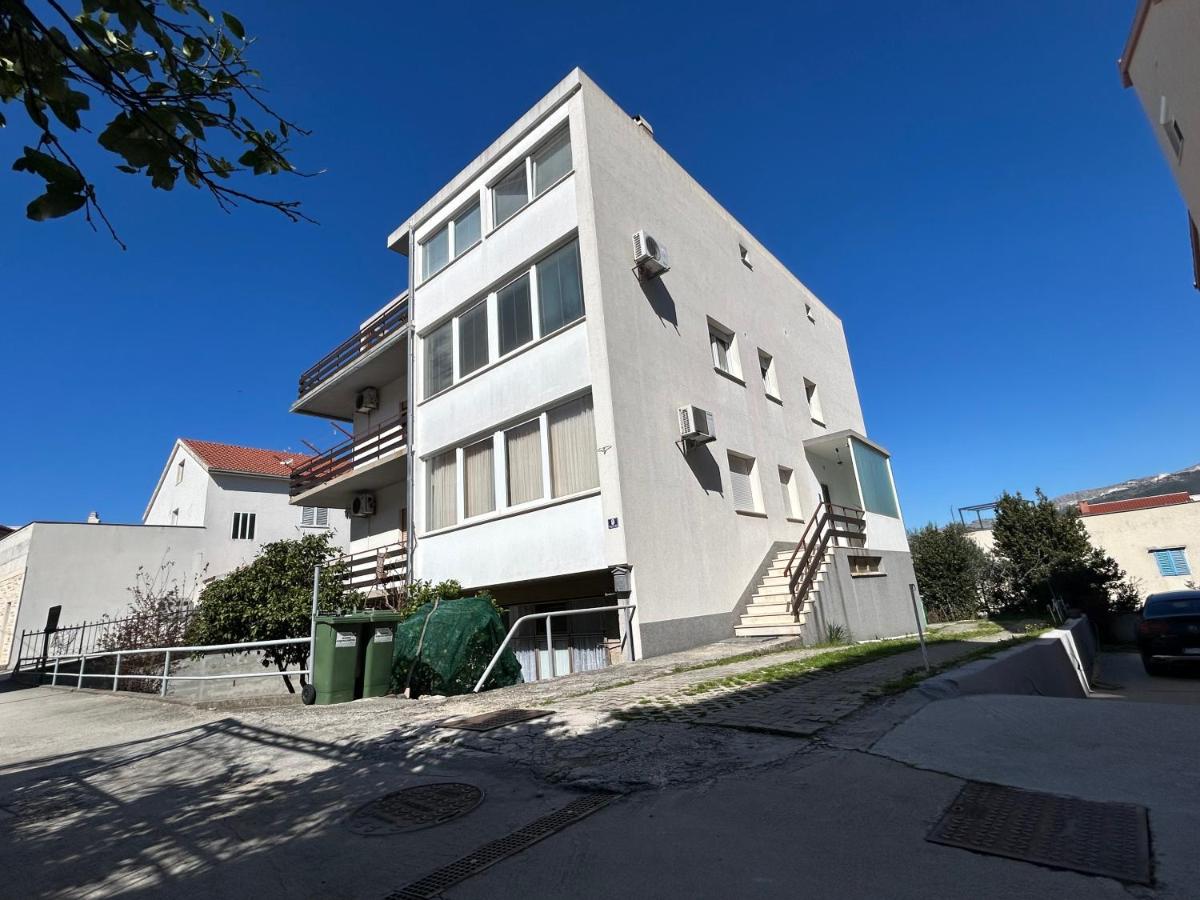 Split Breeze Apartment - Ferienwohnung Podstrana