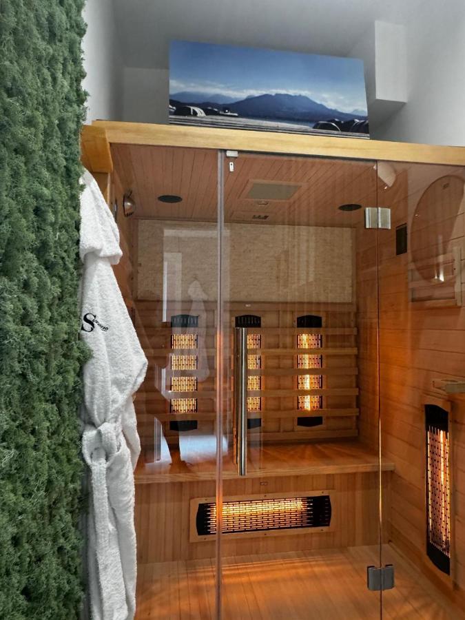 Scugnizzo Apartment - B&B Napoli