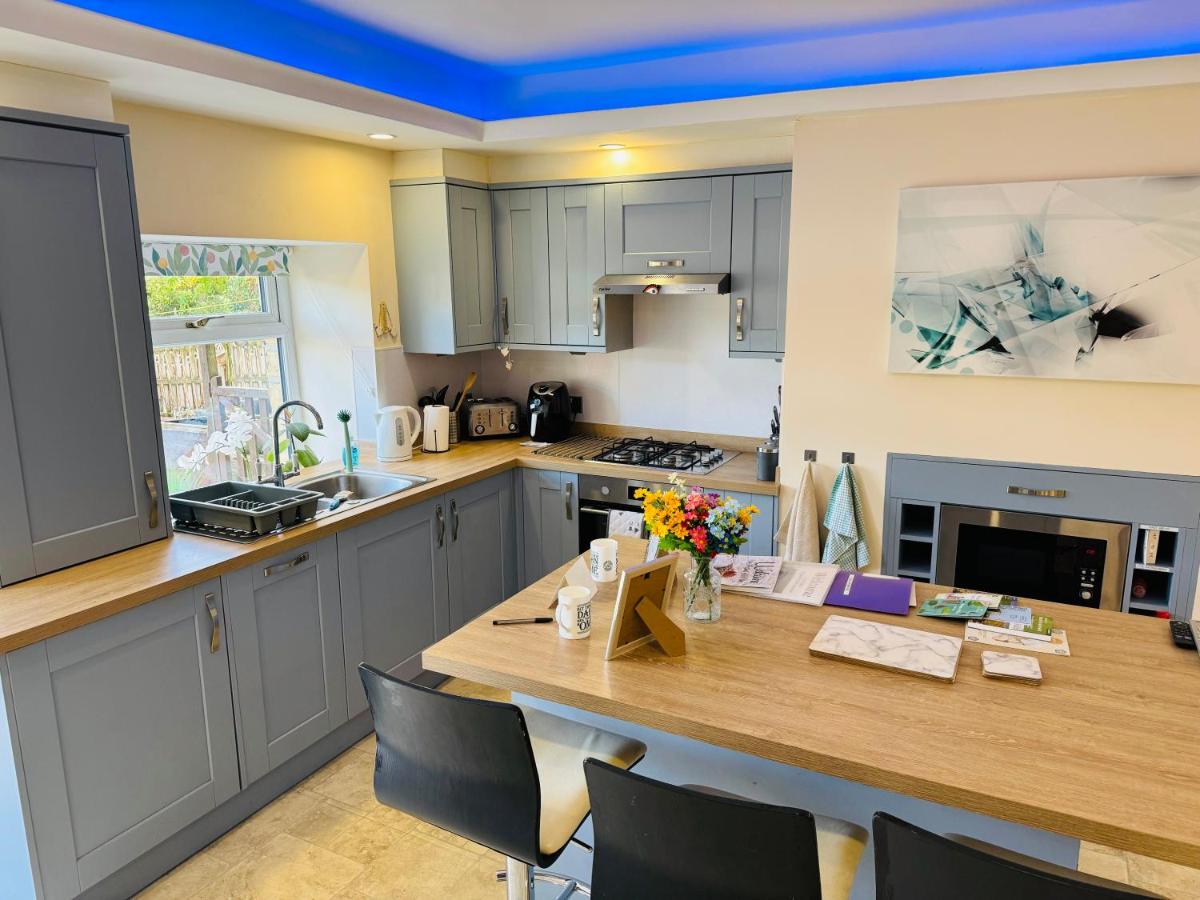 Calm Oasis Honley Bridge - B&B