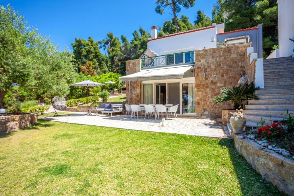 Viorelis Sea View Villa - B&B Kassándreia