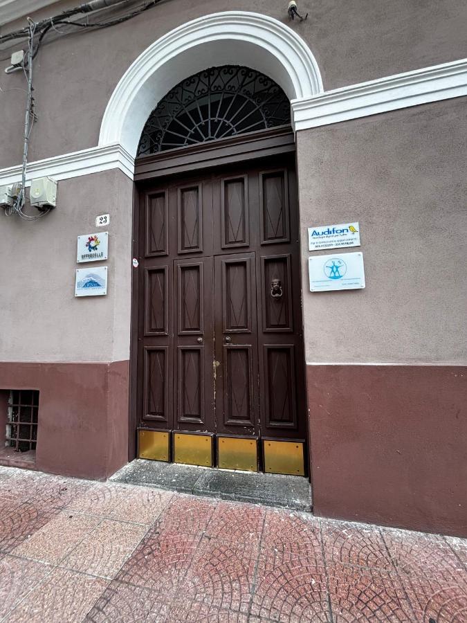 TOP LUXURY Inn - Ferienwohnung Tarent