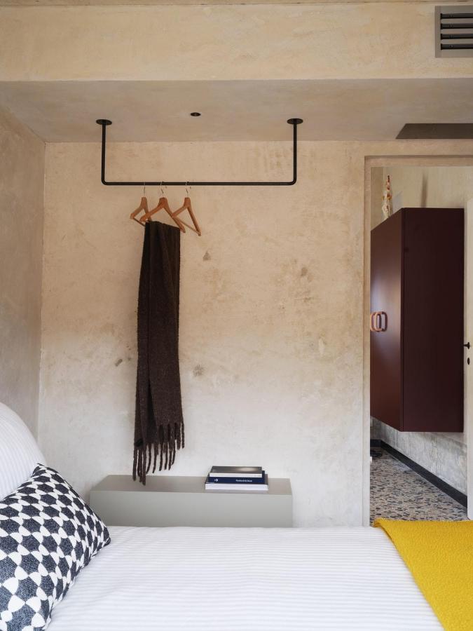 One-Bedroom Apartment with City View