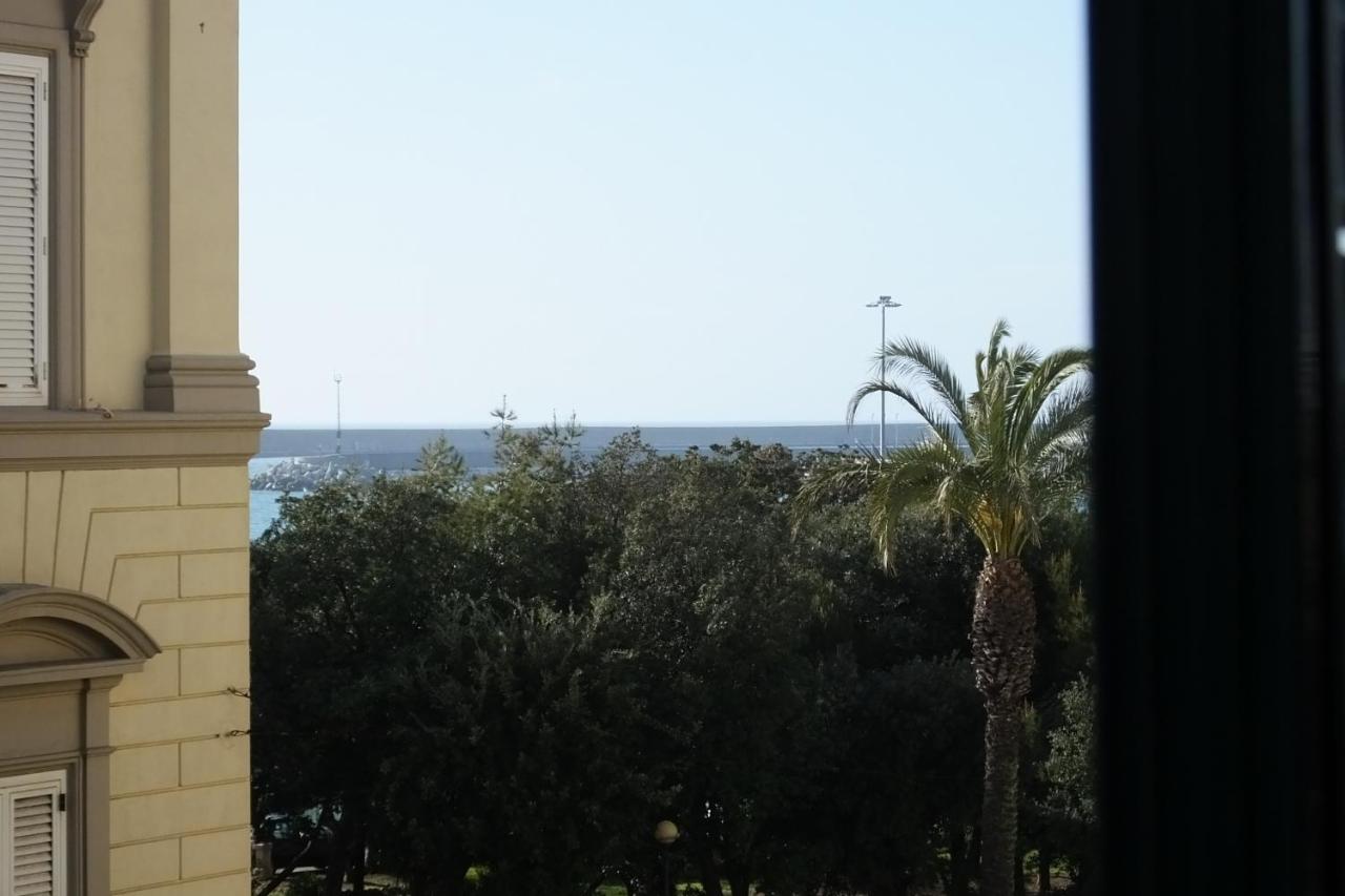 La finestra sul mare B&B - Ferienwohnung Livorno