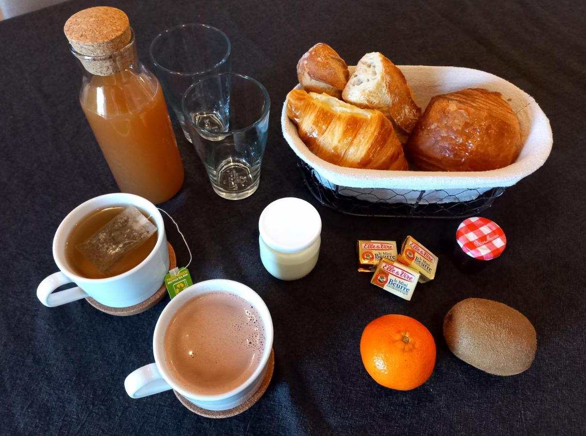 Studio cosy - Petit-déjeuner et accès jacuzzi inclus - Ferienwohnung