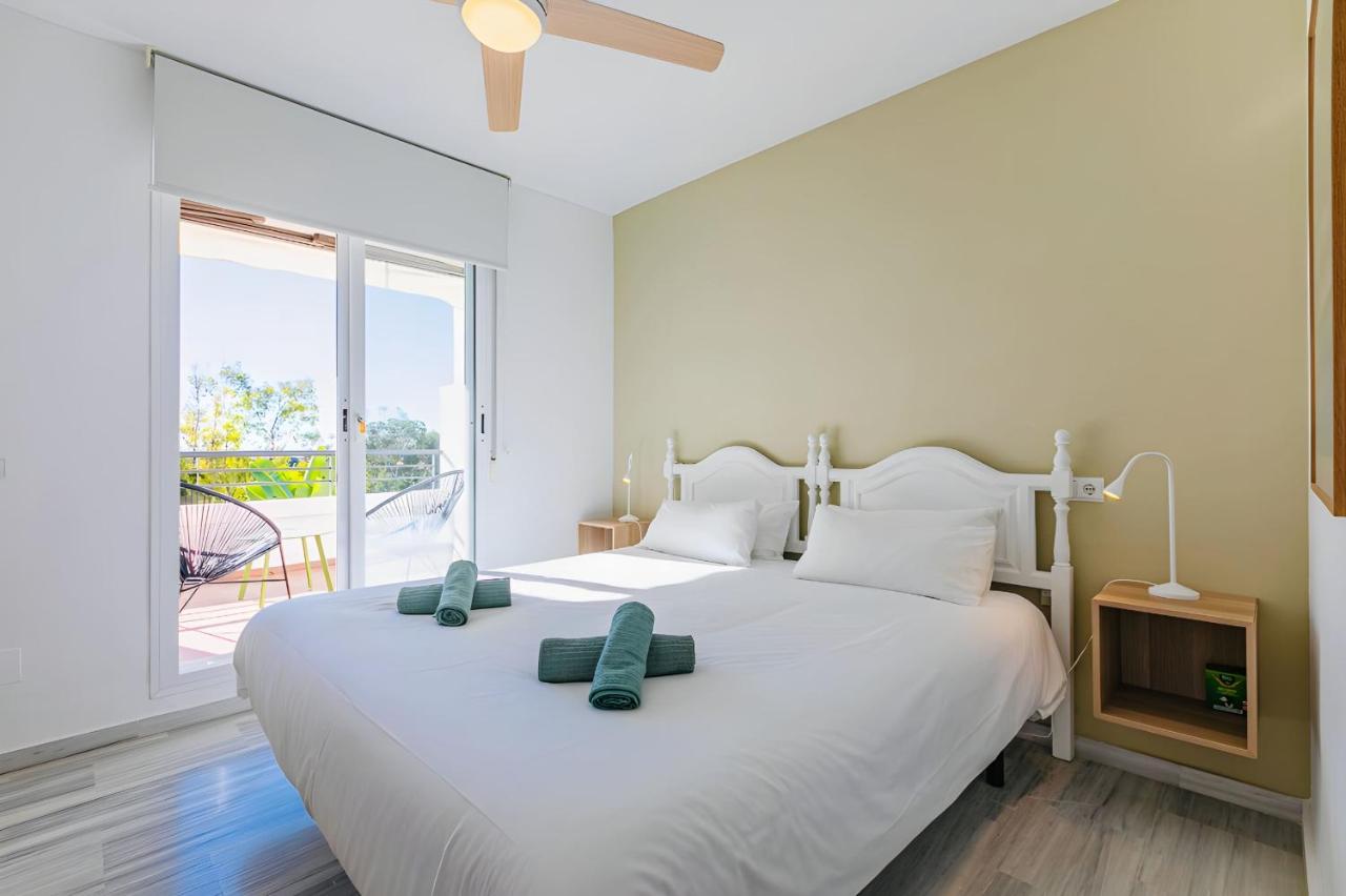 Apartment mit 2 Schlafzimmern und Poolblick