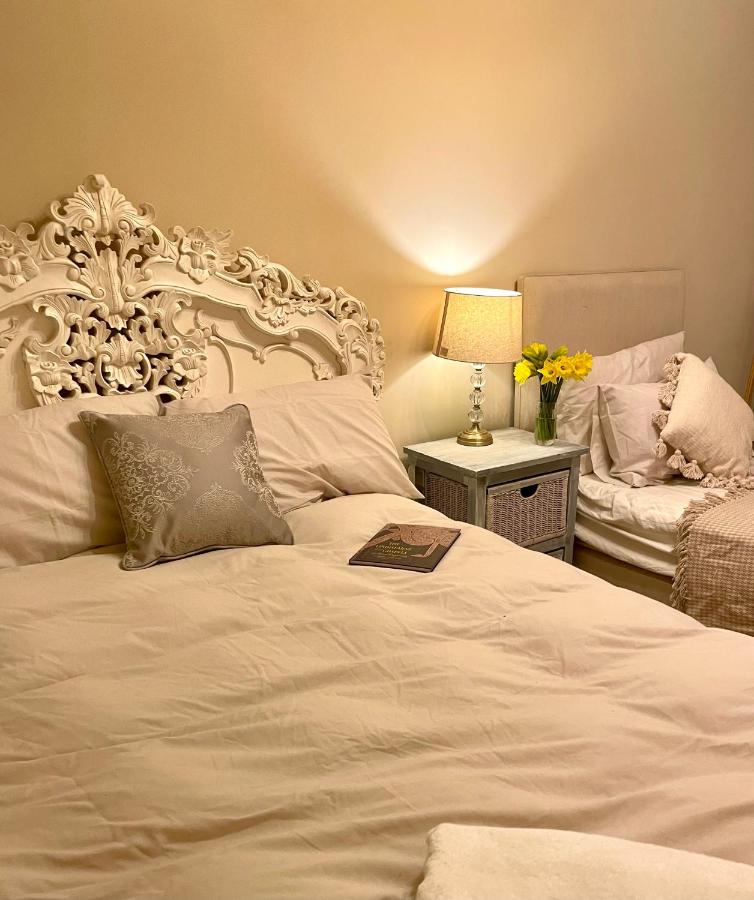 Chambre Triple avec Salle de Bains Privative