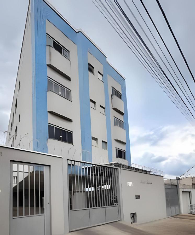 303-AP Próx Unipam e Parq expo-AR-Elevador-Garagem - B&B