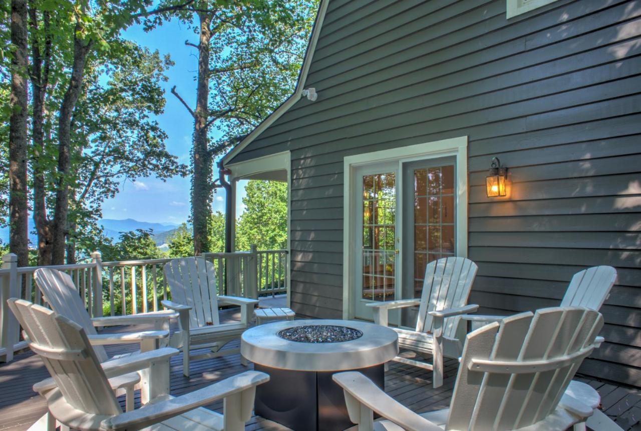 Magic on the Hill by Carolina Mornings - B&B Asheville