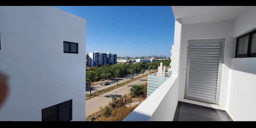Departamento 401a espaldas de Isla Musala - Ferienwohnung Culiacán