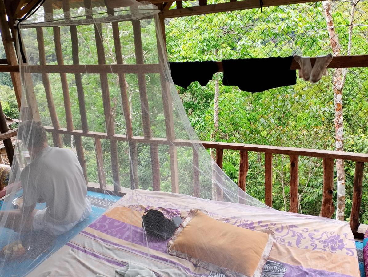 Deluxe Room (1 adult + 1 child)
