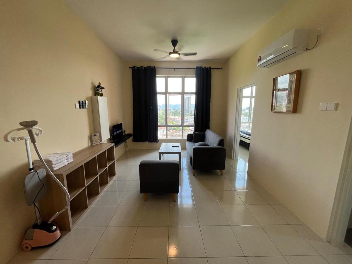 The Anderson Ipoh AA4 7pax, Smart TV & Wi-Fi - Chambres d’hôtes Ipoh