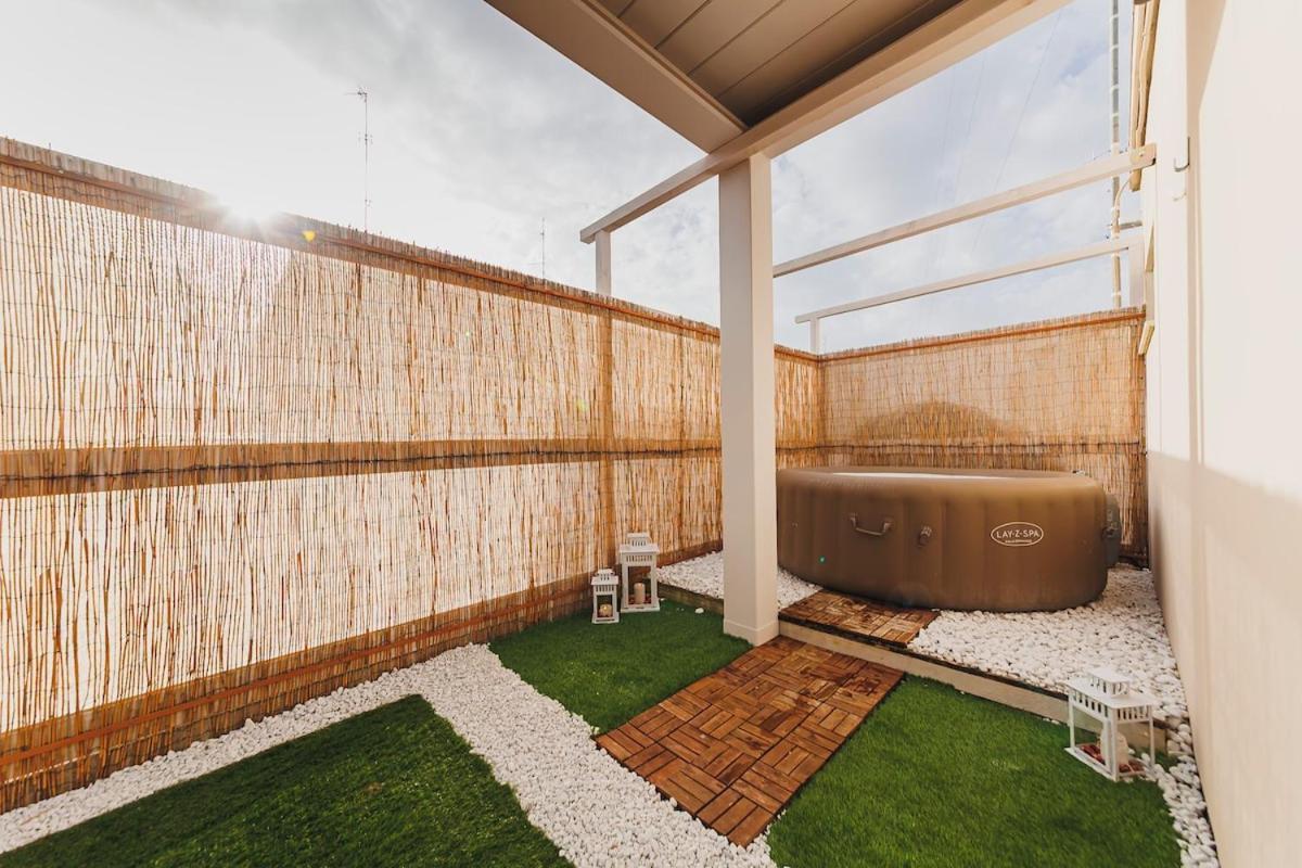 Terrace in town - centro bari - B&B Bari