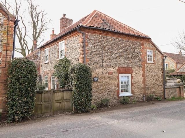 Bumblebee Cottage - South Creake - B&B