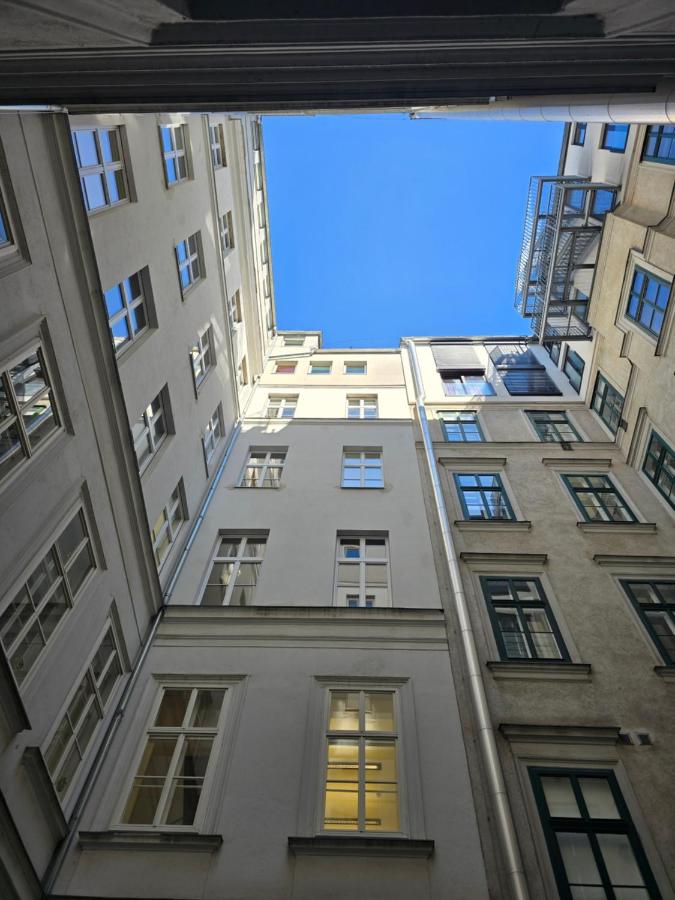 charmante Hofwohnung im Herzen von Wien - Ferienwohnung Wien