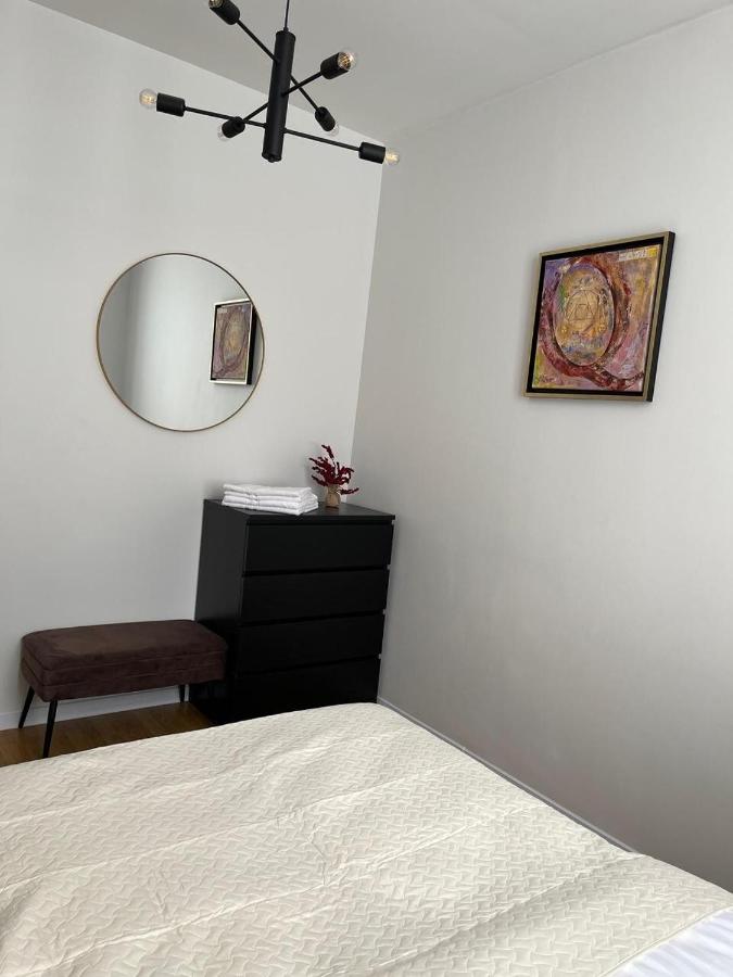 Spacious & Stylish Old Town Apt - B&B
