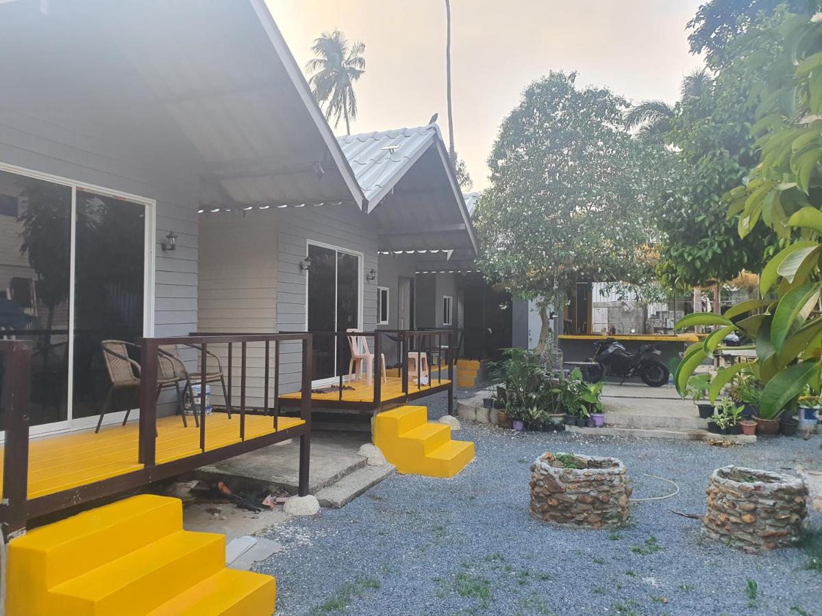 Crazy Bananas & Crazy Monkey - B&B Trat