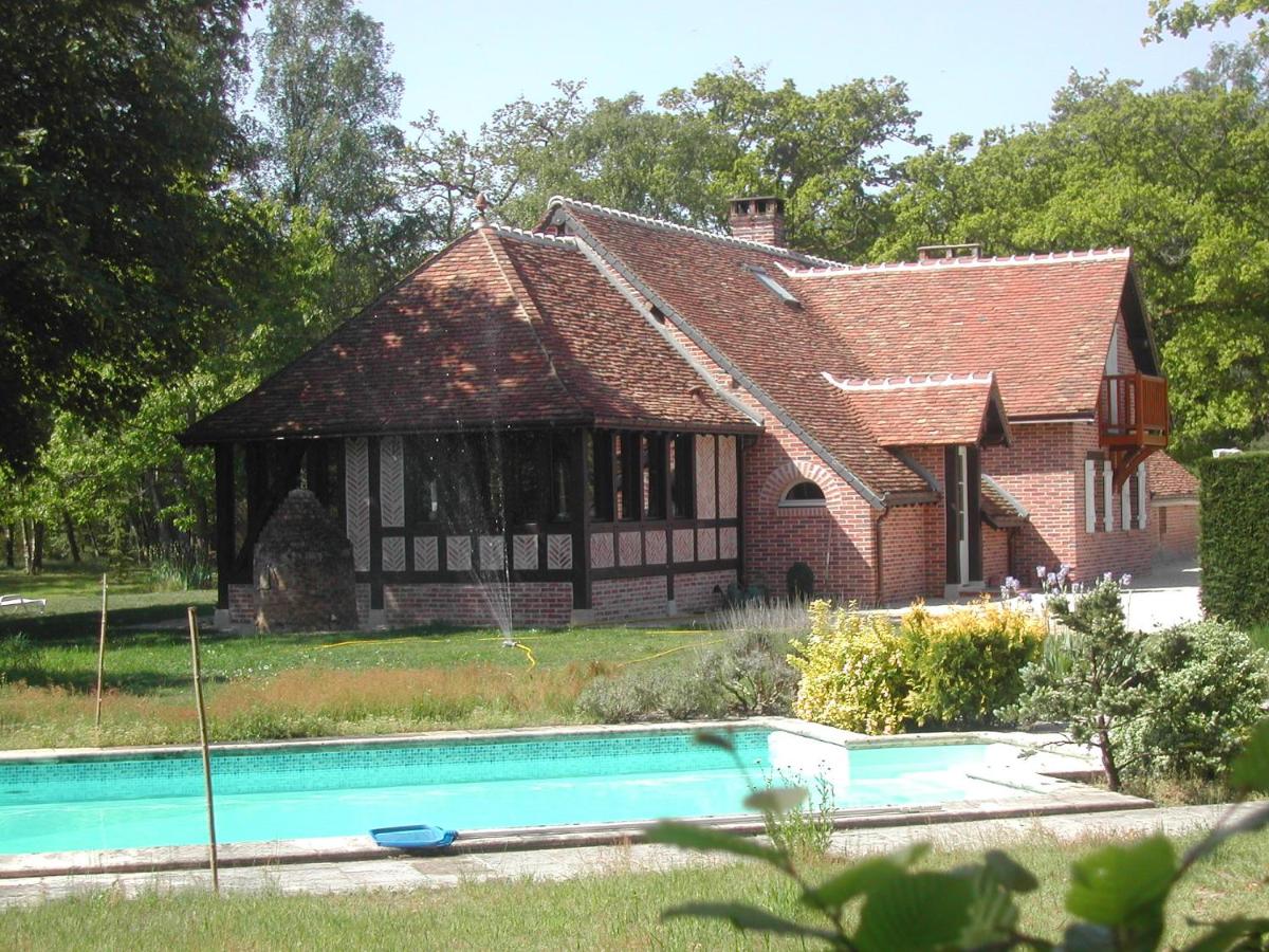 Gîte de l'Epinette - Bed and Breakfast Dhuizon