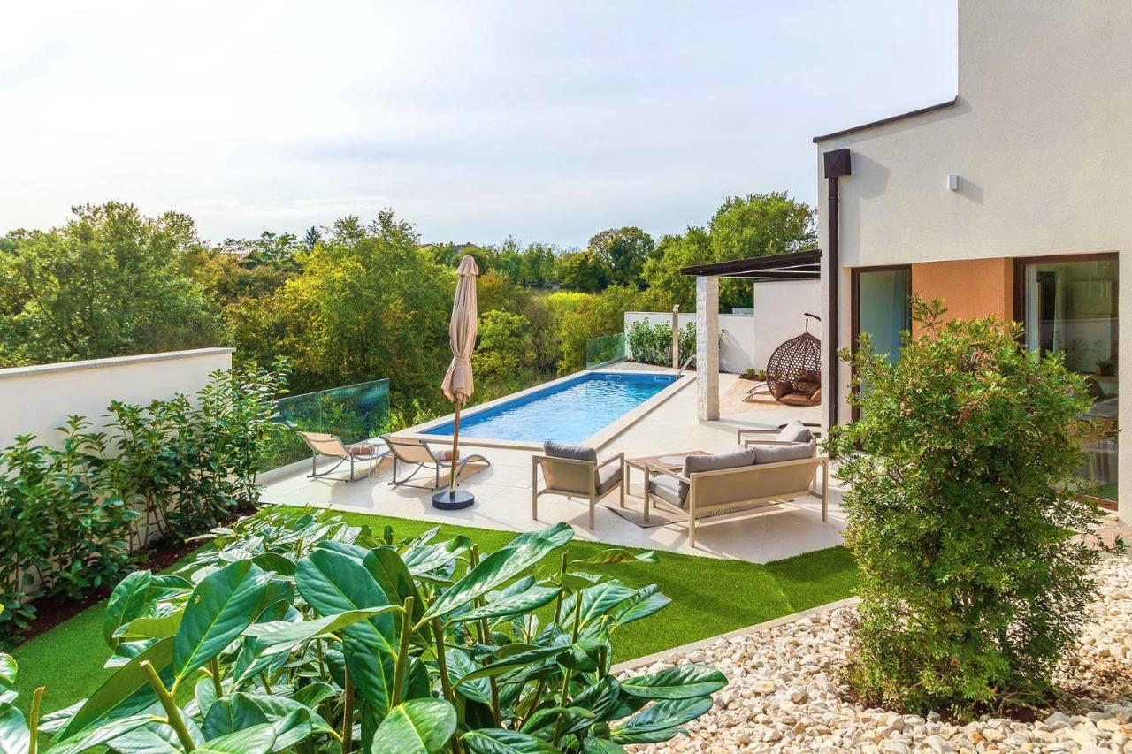 Villa Le Tia by Istrialux - Bed and Breakfast Svetvinčenat
