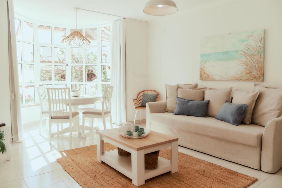 Balili Beach House - B&B Ferrel