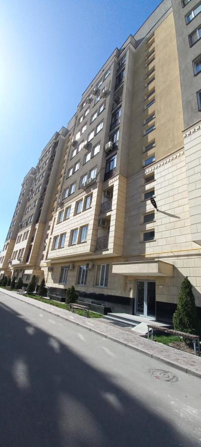 Elnura Apartment - B&B