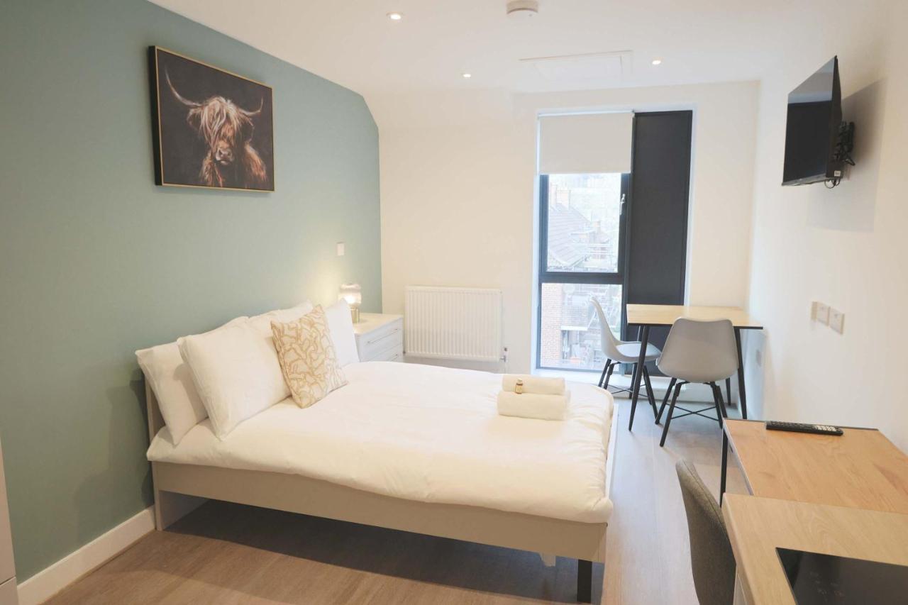 Newly build city centre Redcross Village 306 - Ferienwohnung