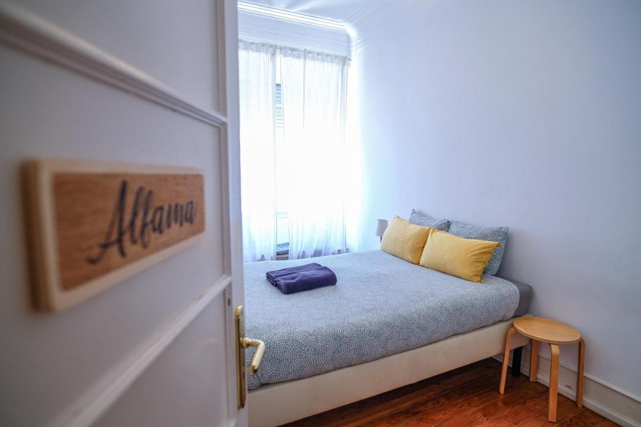 Standard Double Room with Shared Bathroom