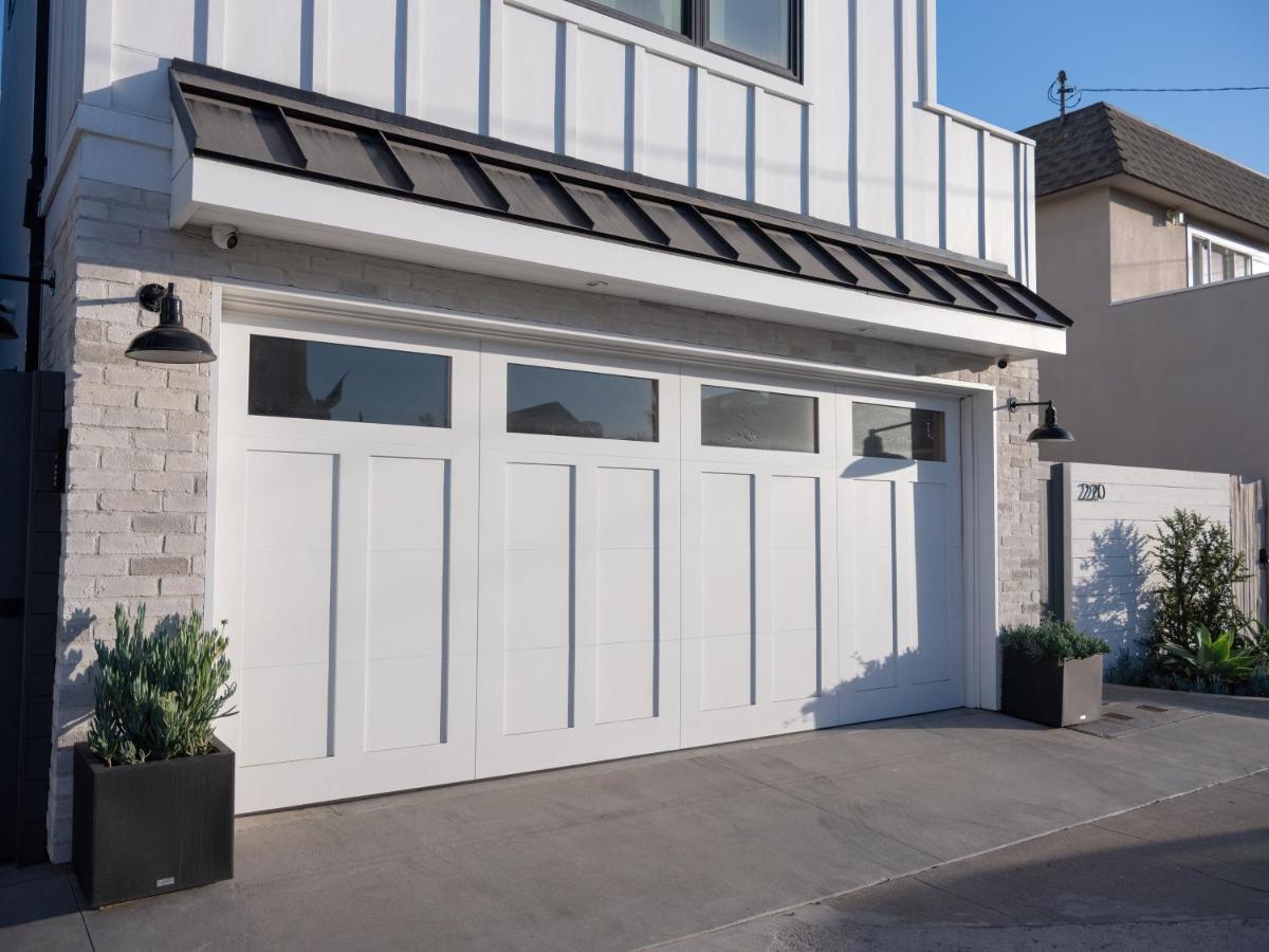 3BR Rooftop Deck - Ocean View - Steps to Sand - B&B Newport Beach