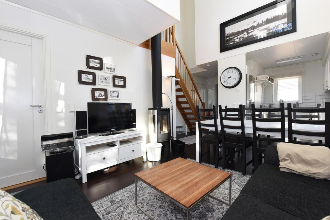 Joängets fjällgård j22a - B&B
