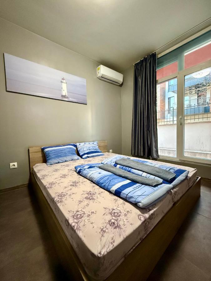 Maxi studio & private parking included - B&B