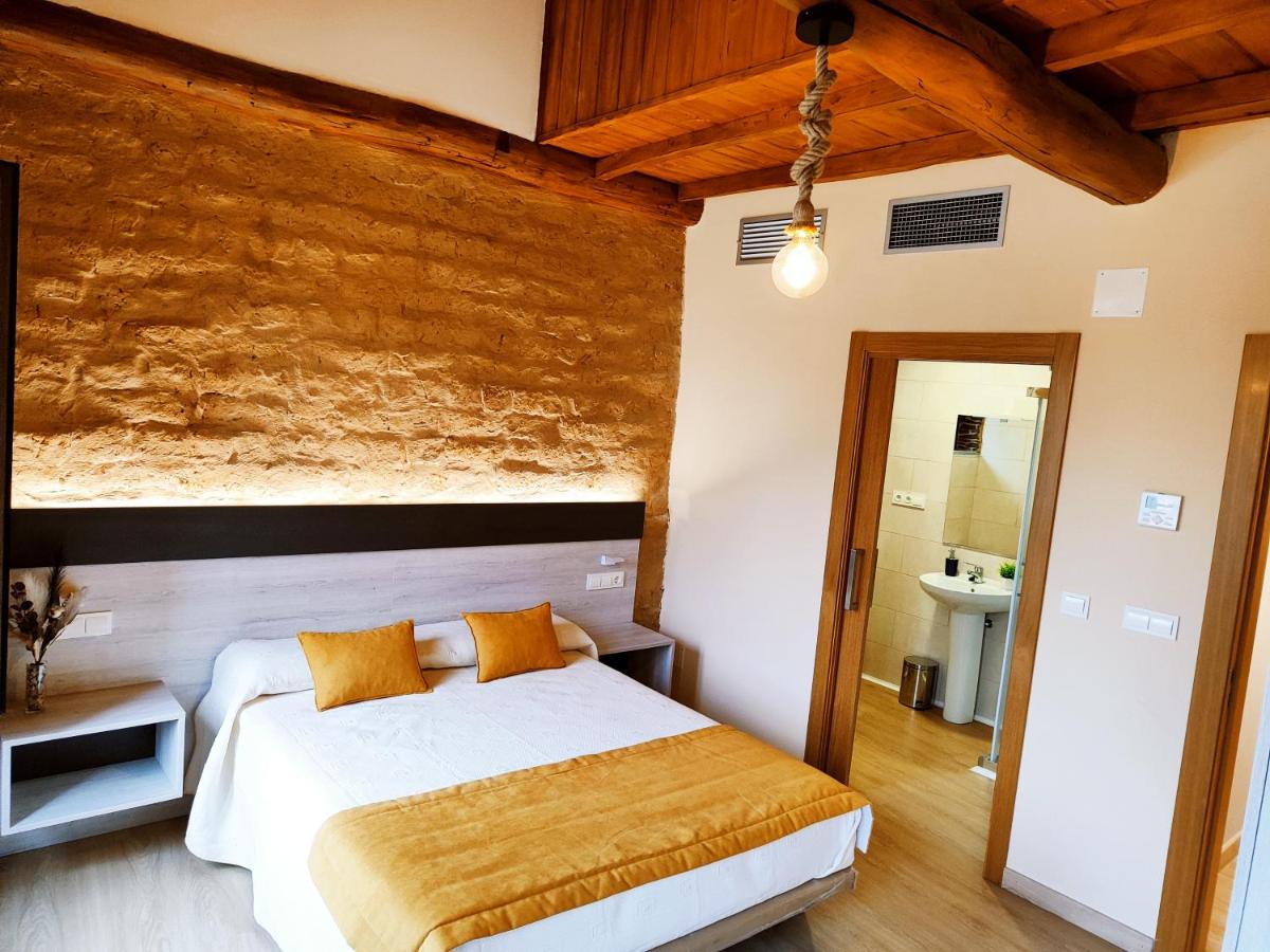 Hostal Restaurante LA SENDA - Ferienwohnung