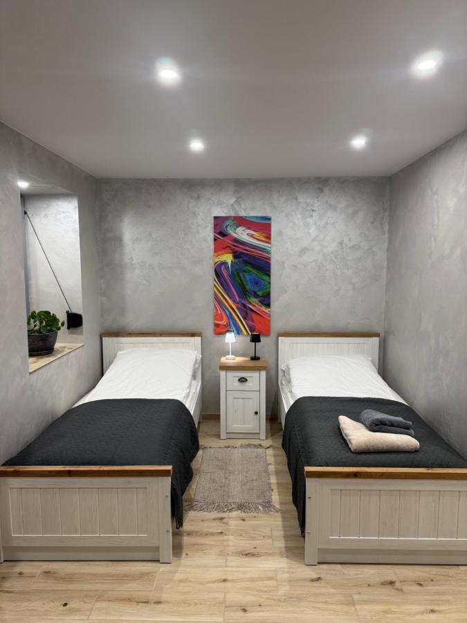 Apartamenty CENTRUM MIASTA Tomaszowa Mazowieckiego Quick Check-in Szybkie zameldowanie - B&B