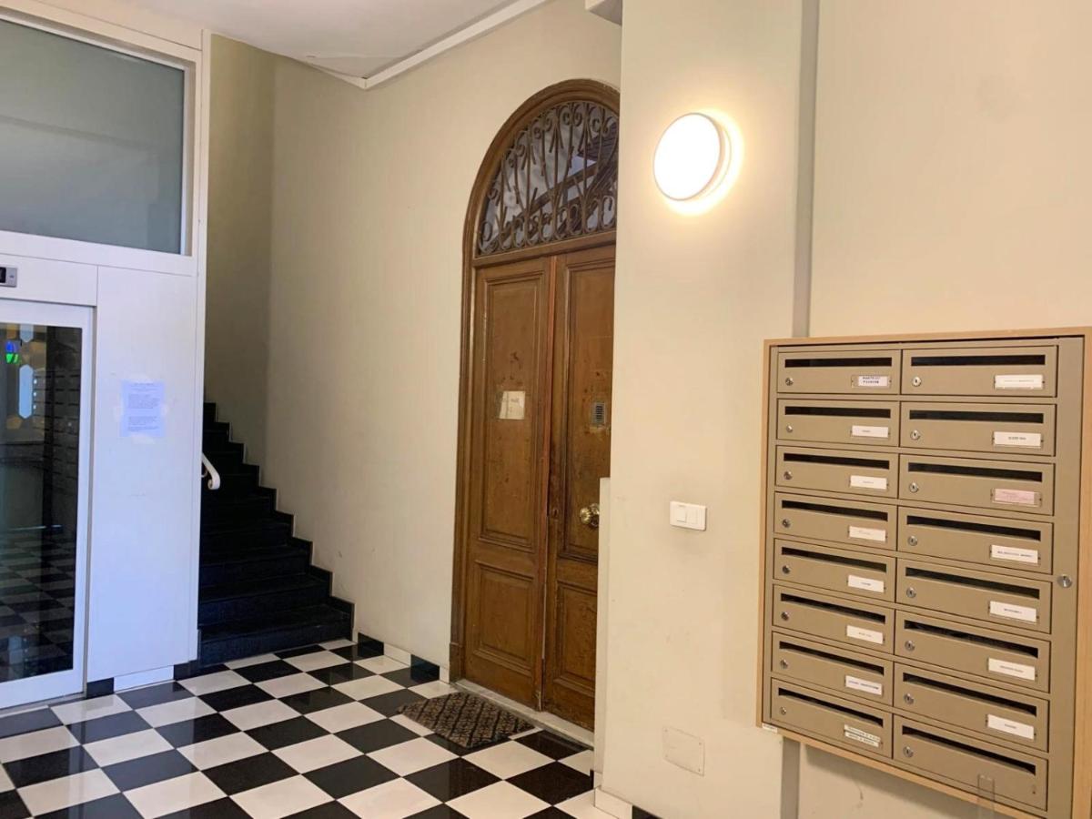 Exclusive apartment by sea near Monaco for 3 people W Lan Kitchen Bedroom - B&B