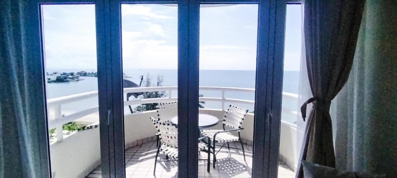 Apartamento con 3 dormitorios - Frente al océano