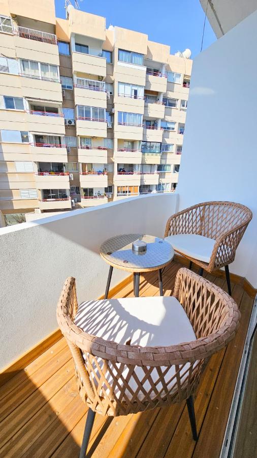 Larnaca Beach Bliss Apartment - Ferienwohnung Larnaka