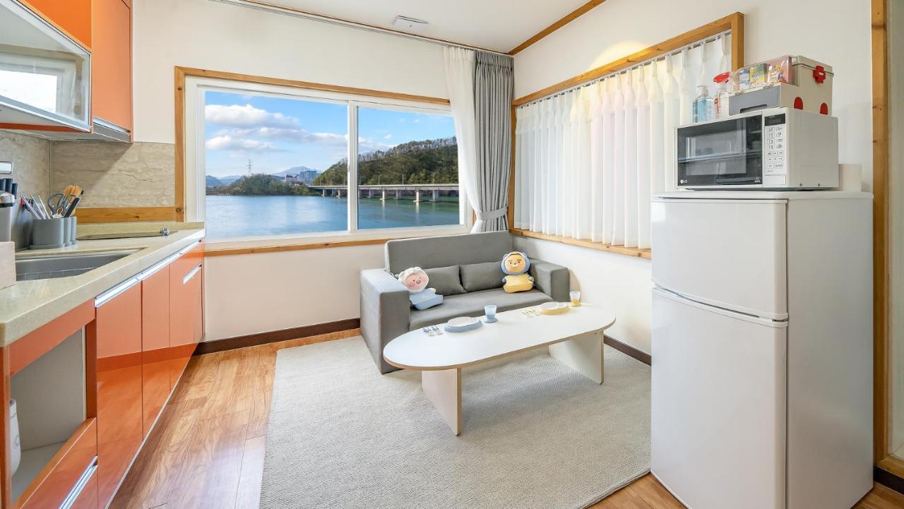 Chuncheon El Dorado Pension - B&B