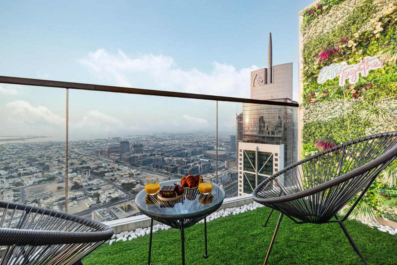 Cloud Nine Dubai Panorama & Rooftop Infinity Pool, 3Br apartment in Paramount Hotel Midtown - B&B