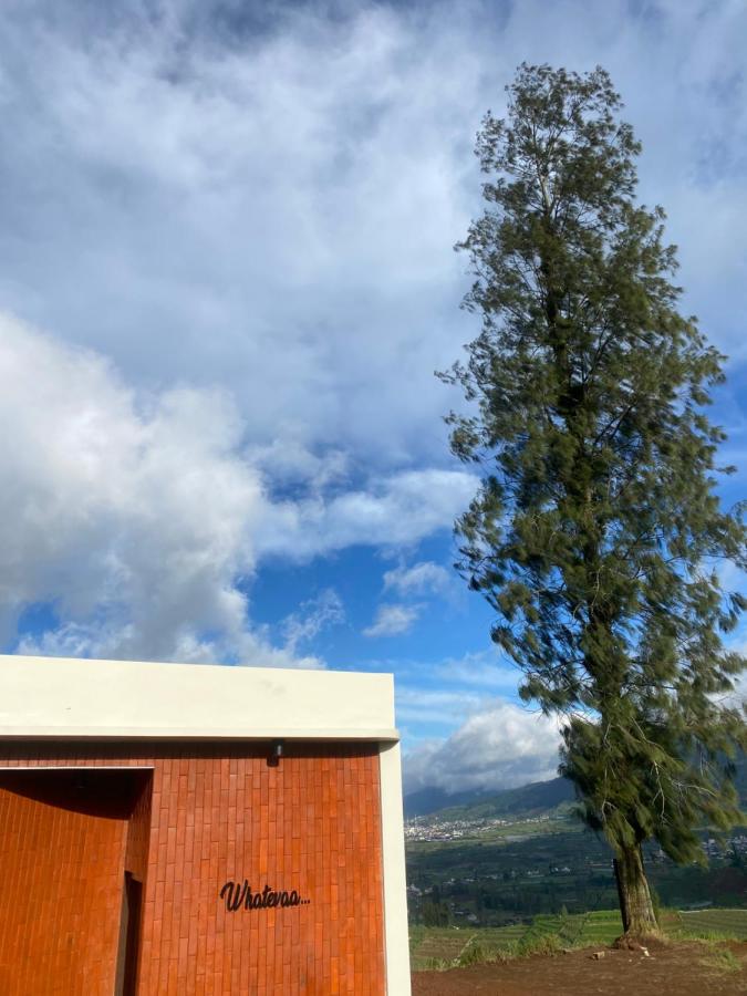 Jv s Clouds - B&B