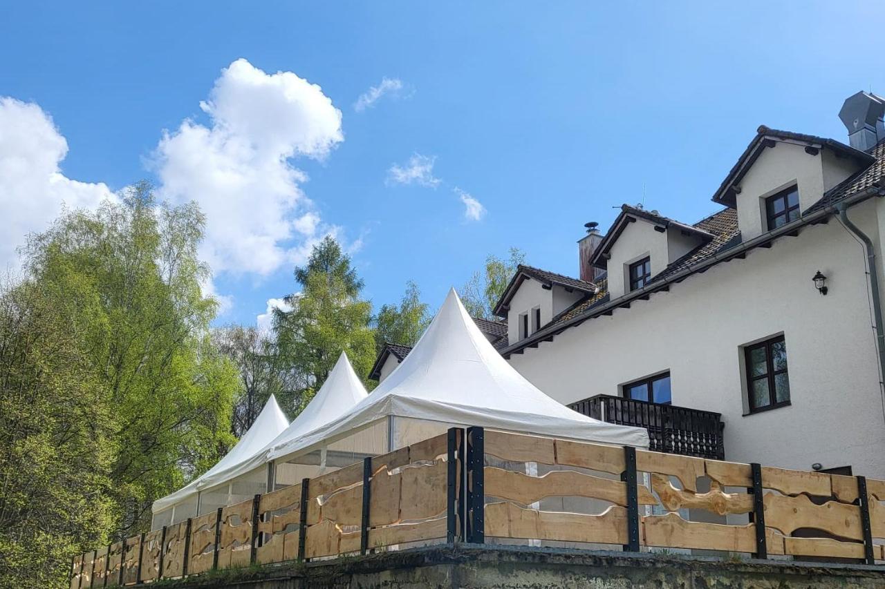 Penzion Na Lukách - B&B