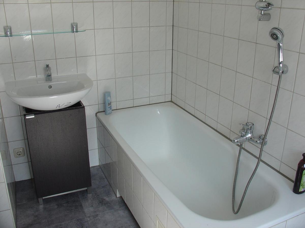 Ferienwohnung Pfortenerstraße 39 - Chambres d’hôtes Gera