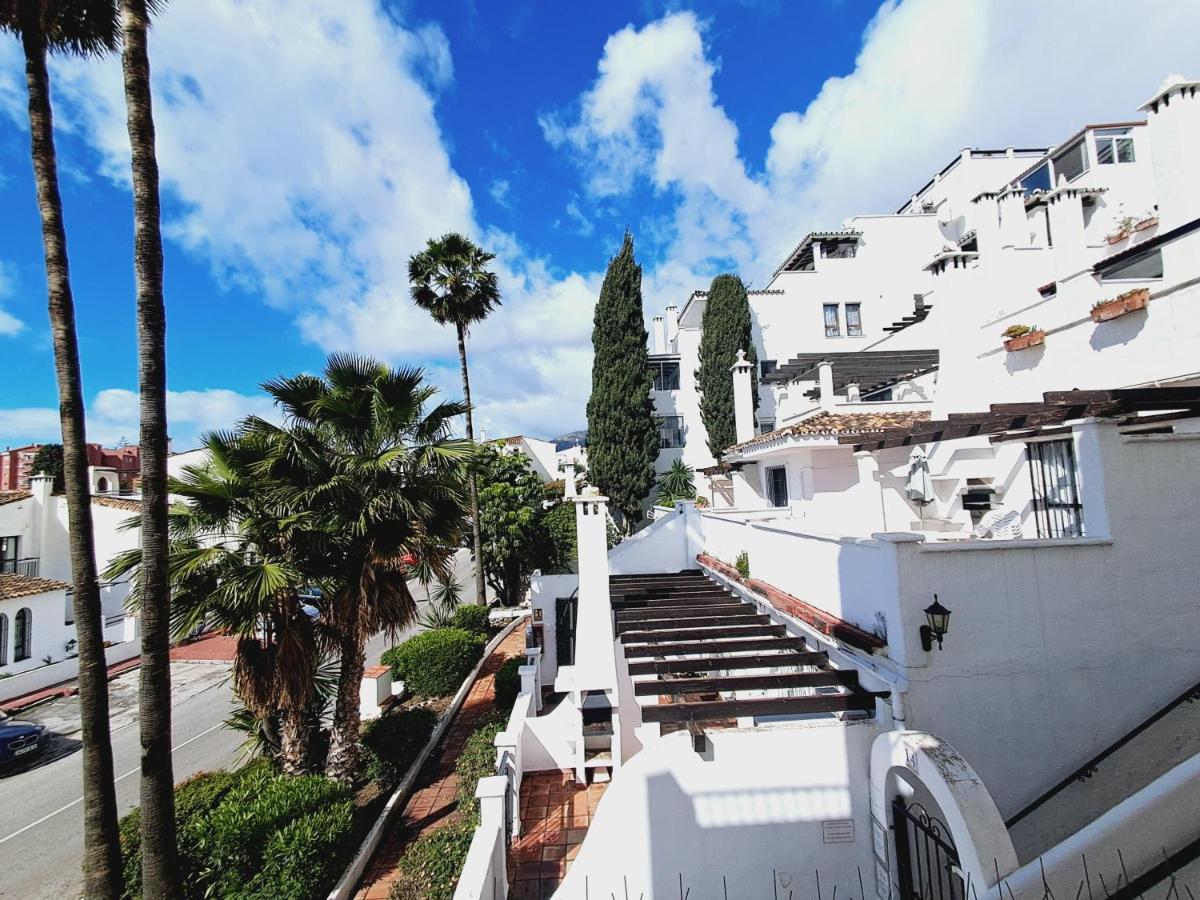 Holiday Apartment Pueblo Evita - B&B