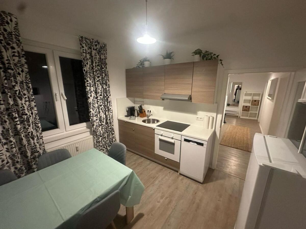 Central and top connection - B&B