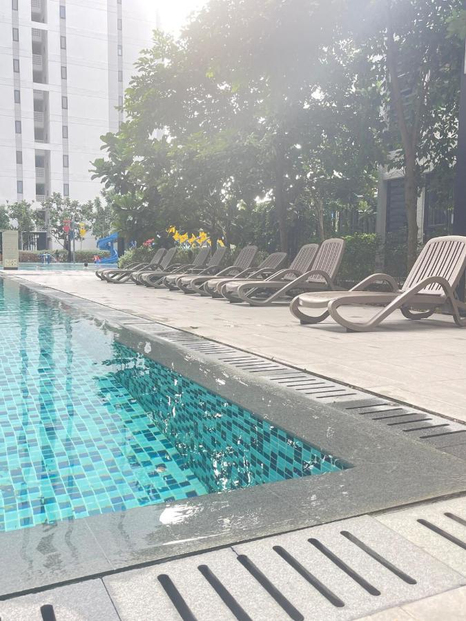 Holiday like a King and Queen Close to KLIA2 FREE GIFT - B&B