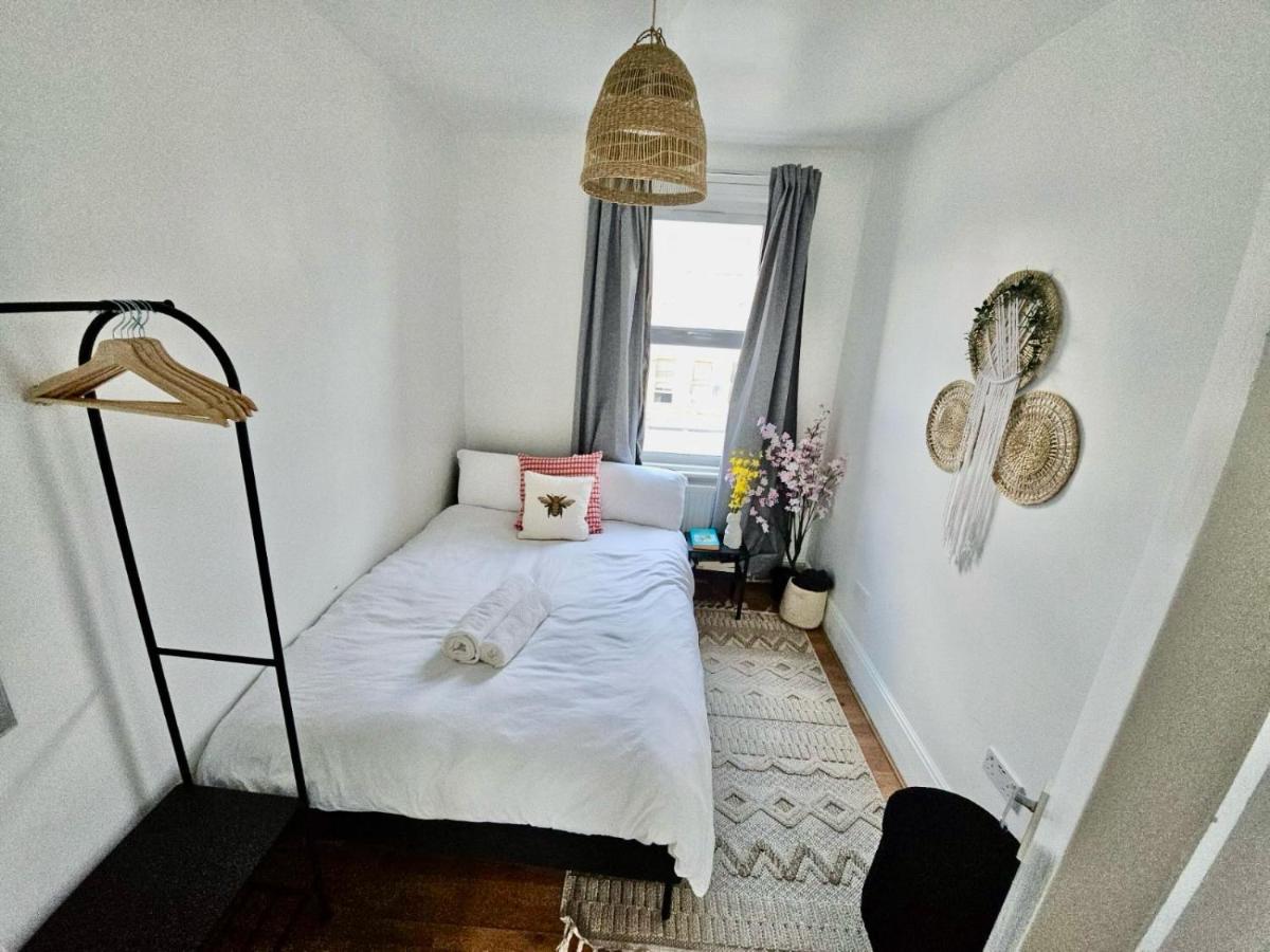 Central Location 2BR Flat Near Angel & City Centre - B&B Londra